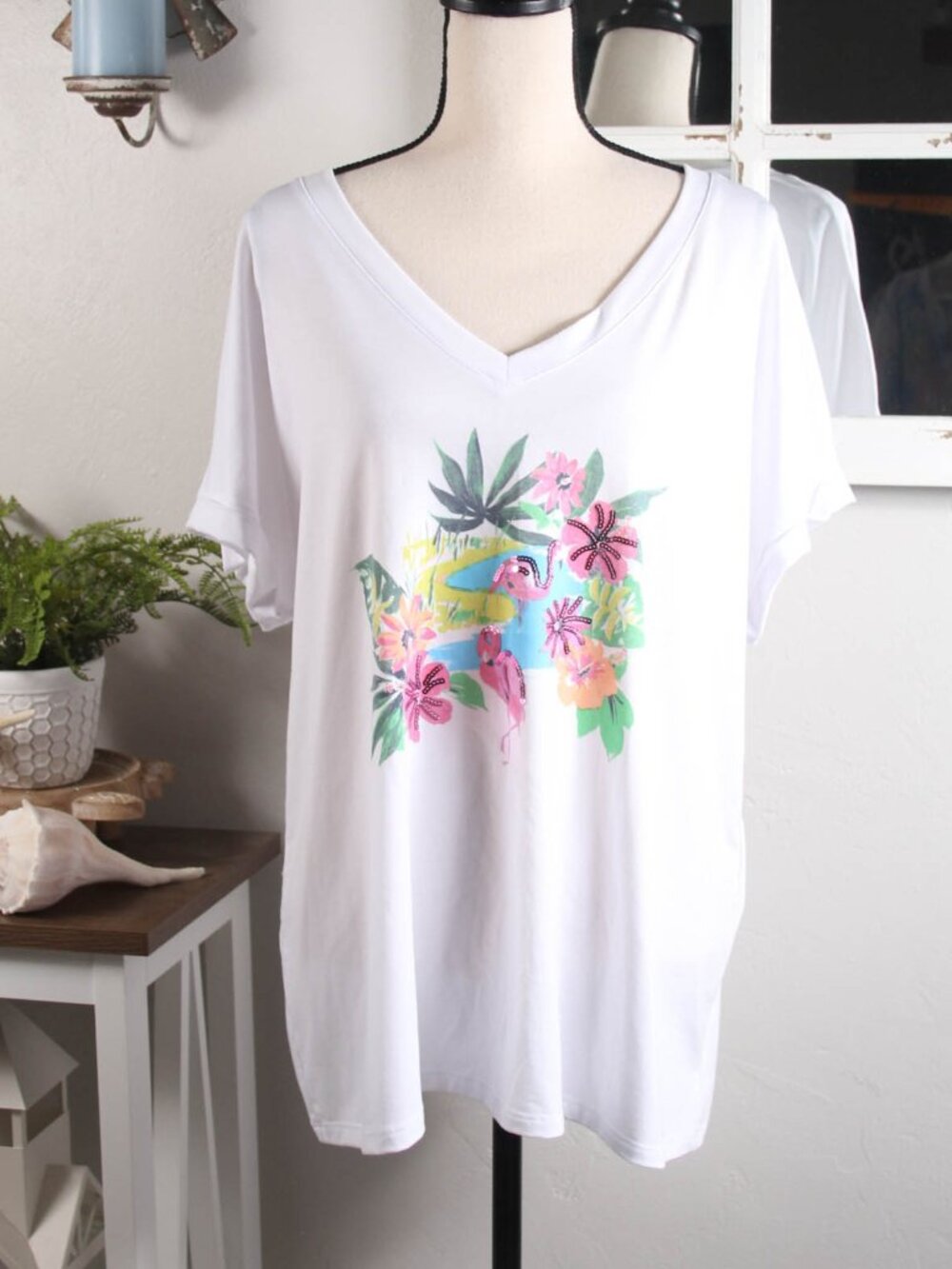 Casey Key Flamingo Sequin V-Neck Tee 1X White